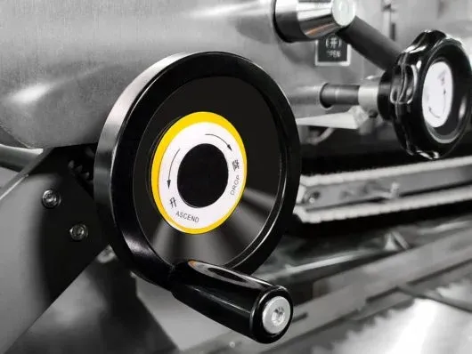 Vertical Form Fill & Seal Machine
