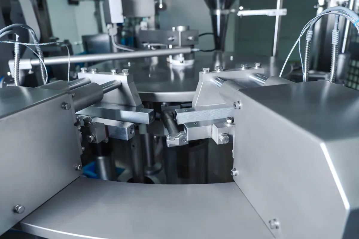 Máquina de Fabricación y Envasado